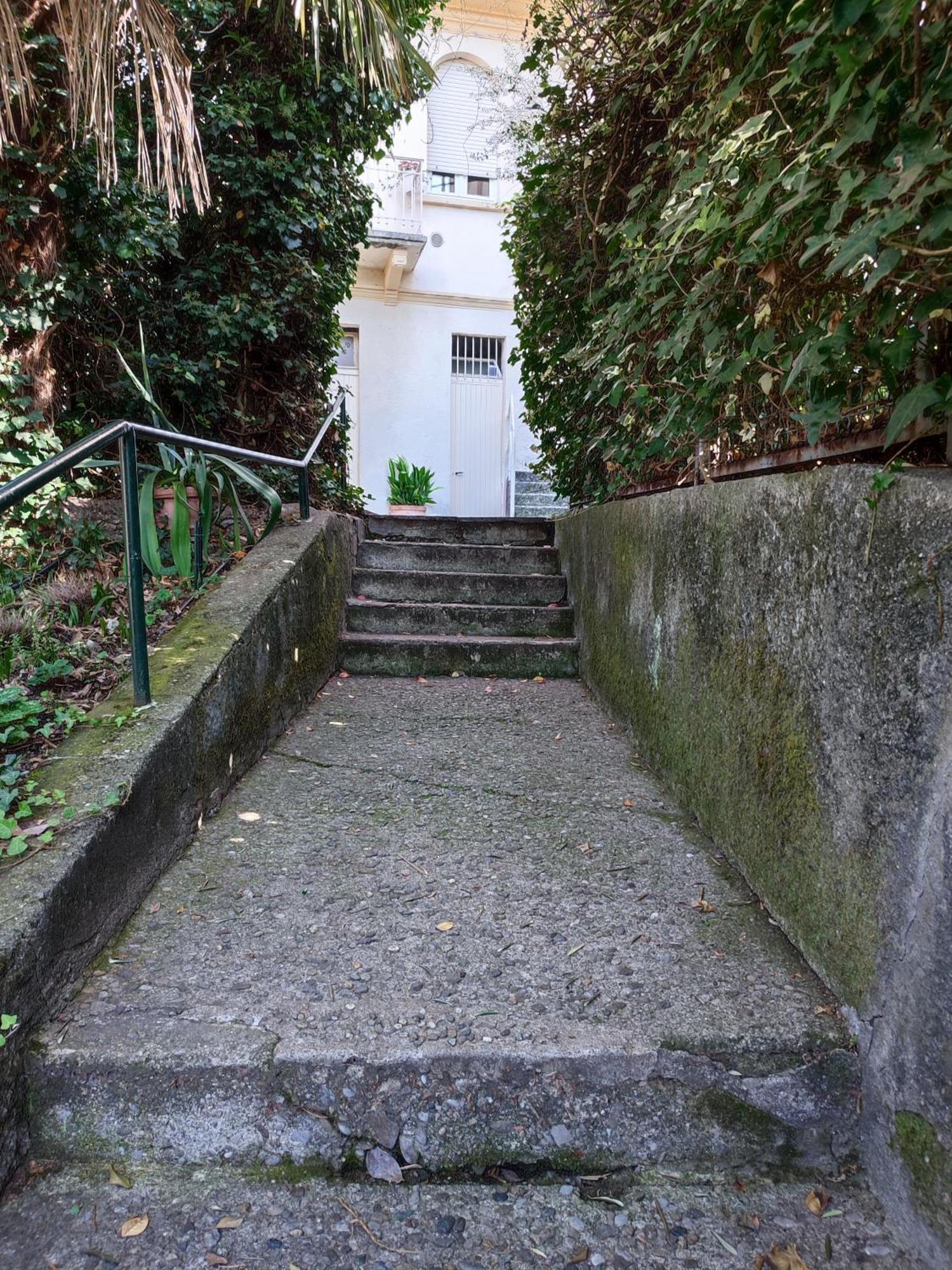 150 Steps To Heaven - By Myhomeincomo Eksteriør billede